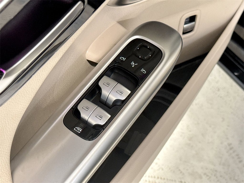 Used 2023 Mercedes-Benz C 300 4MATIC Sedan w/ Exclusive Trim Package image 23