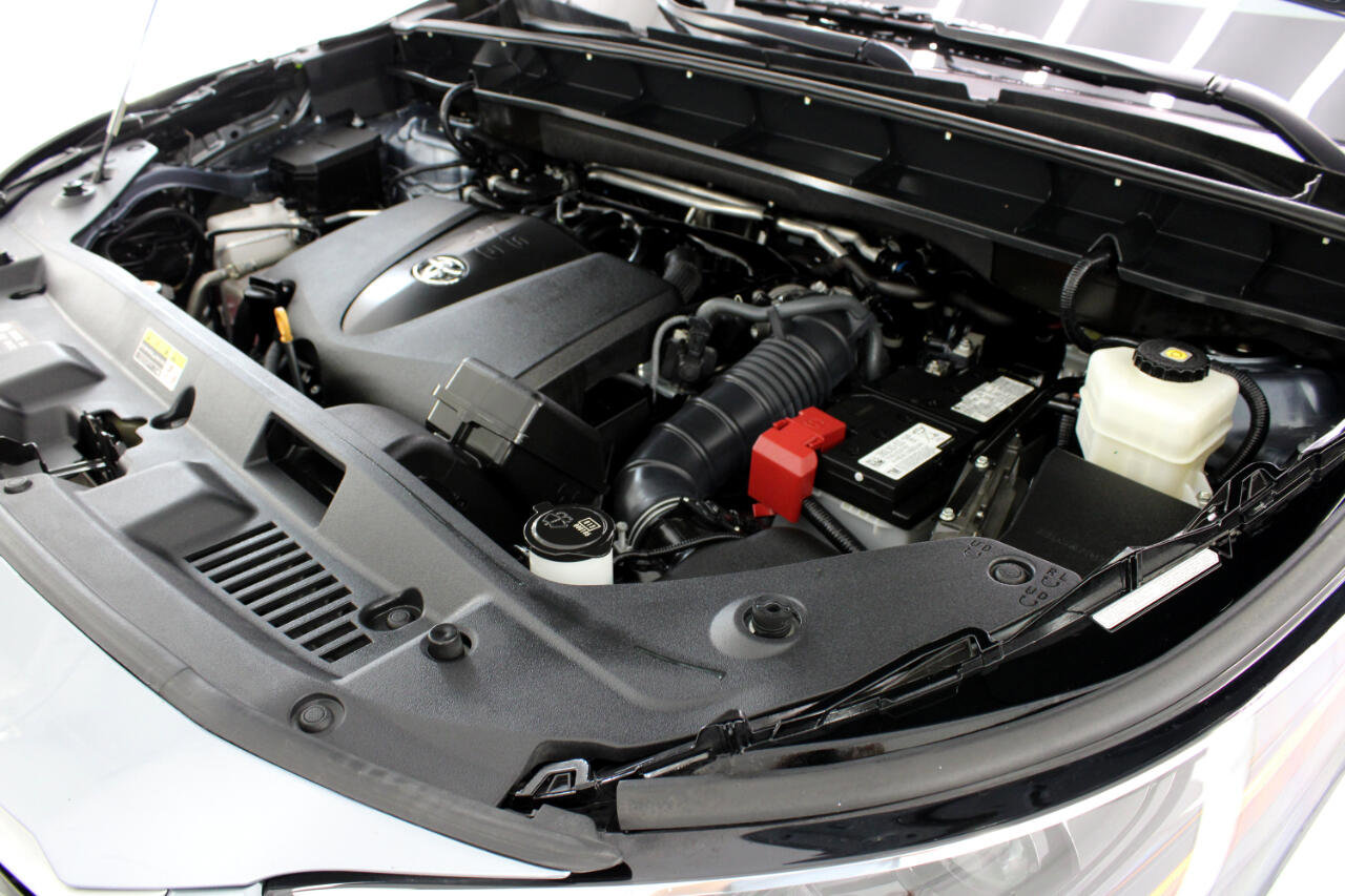 Used 2021 Toyota Highlander XLE image 82
