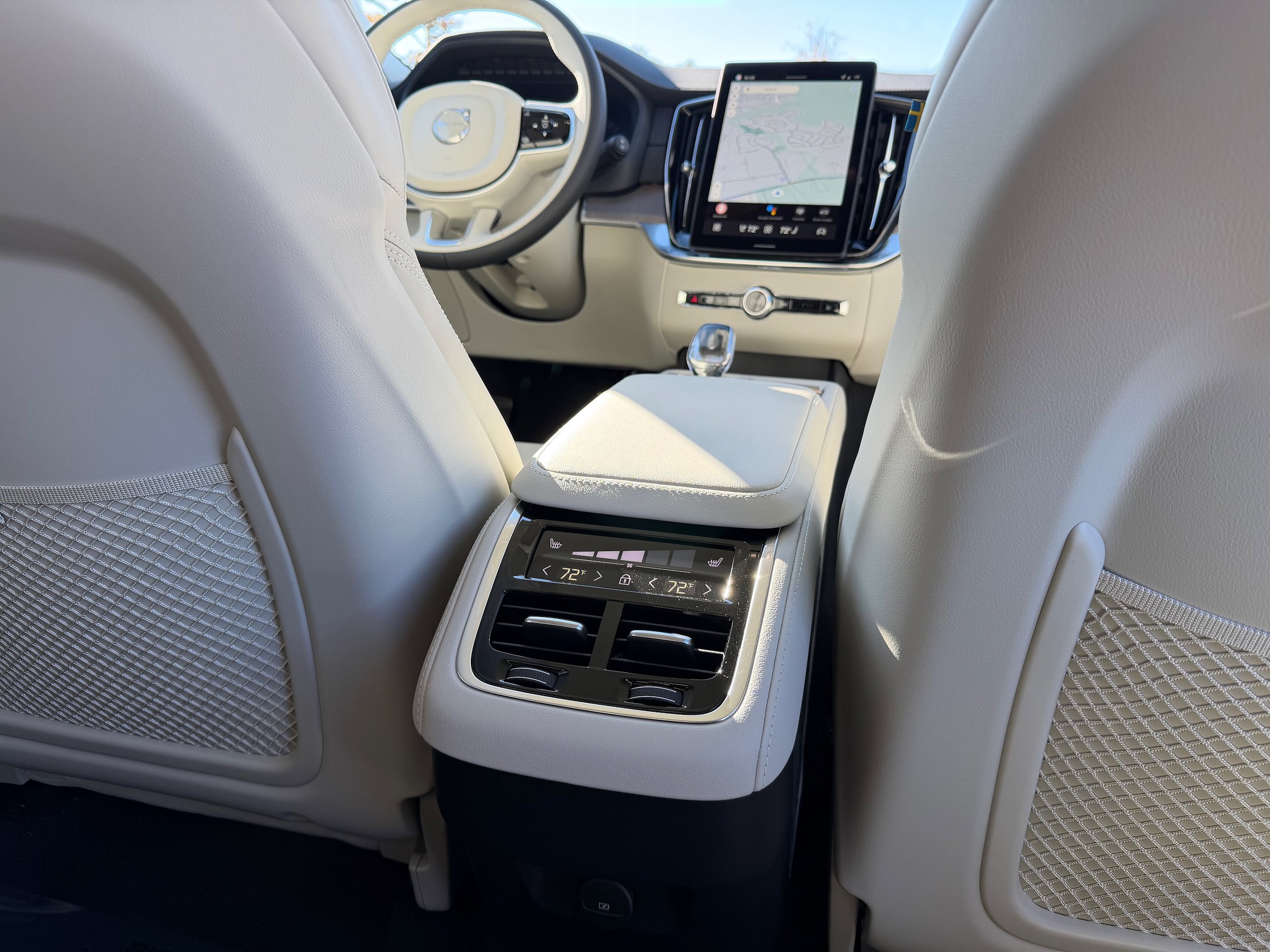 New 2026 Volvo XC90 B6 Ultra w/ Protection Package AWD/4WD image 12