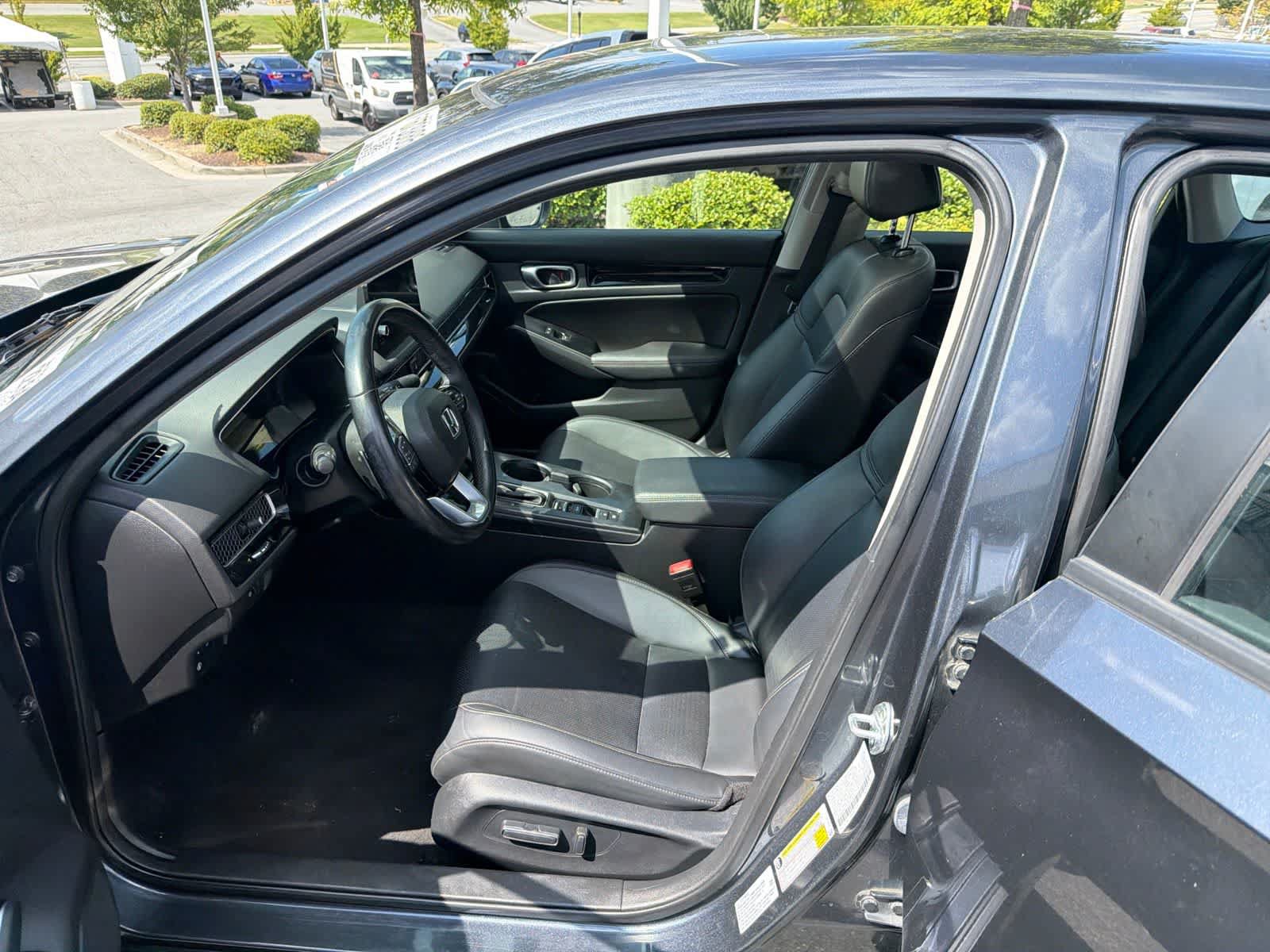 Used 2023 Honda Civic Touring image 17