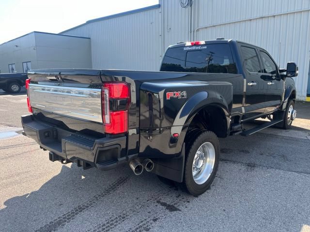 Used 2024 Ford F450 Platinum w/ FX4 Off-Road Package AWD/4WD image 6