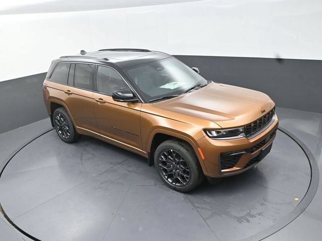 New 2026 Jeep Grand Cherokee Summit w/ Obsidian Package AWD/4WD image 11