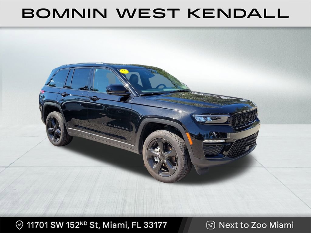 Used 2025 Jeep Grand Cherokee Limited w/ Black Appearance Package