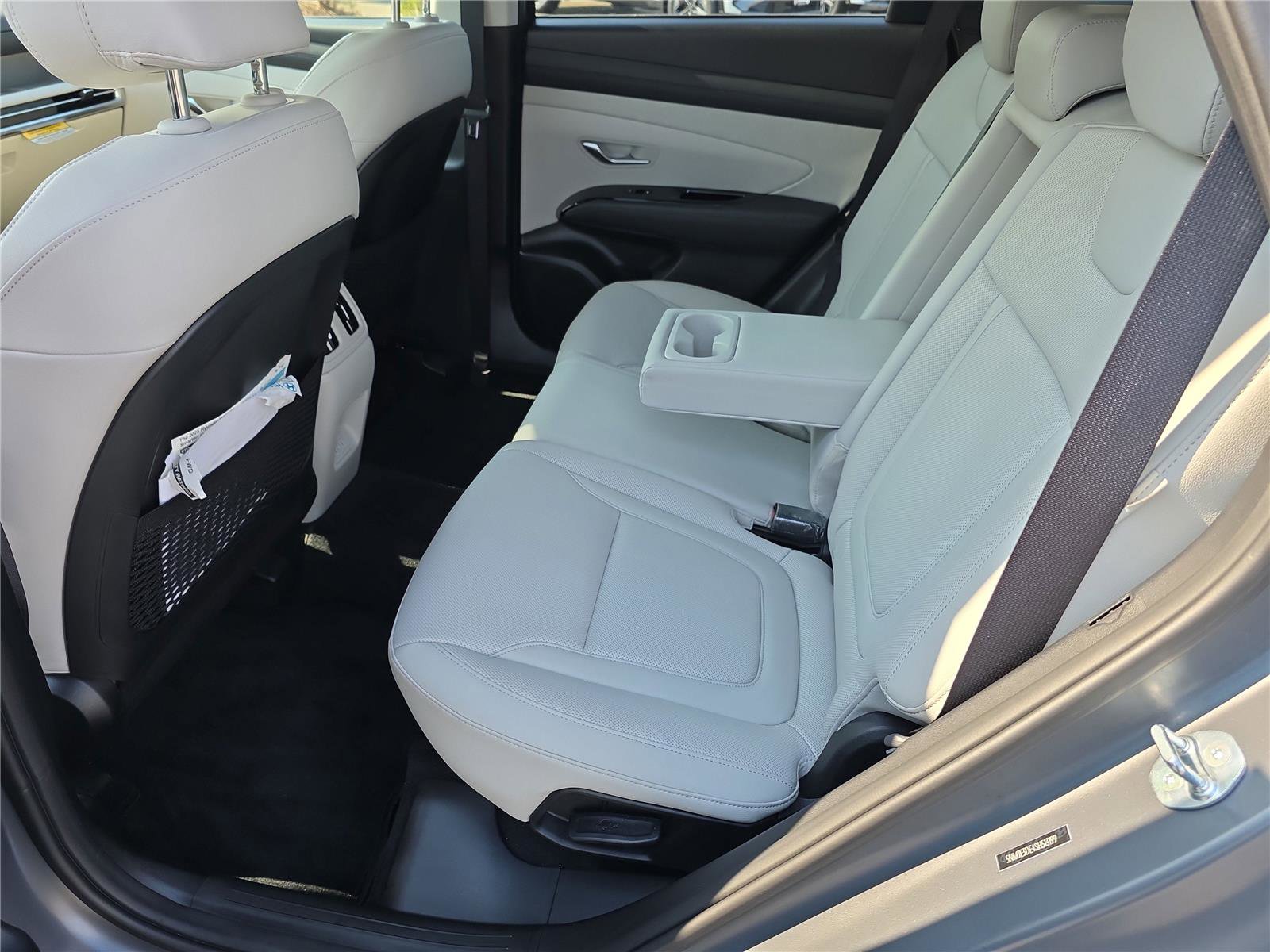 Certified 2025 Hyundai Tucson Limited image 16