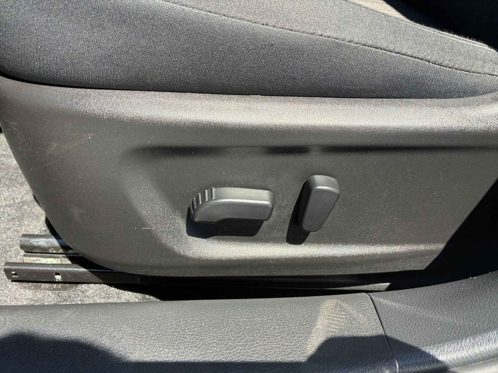 Used 2025 Nissan Altima 2.5 SV FWD image 22