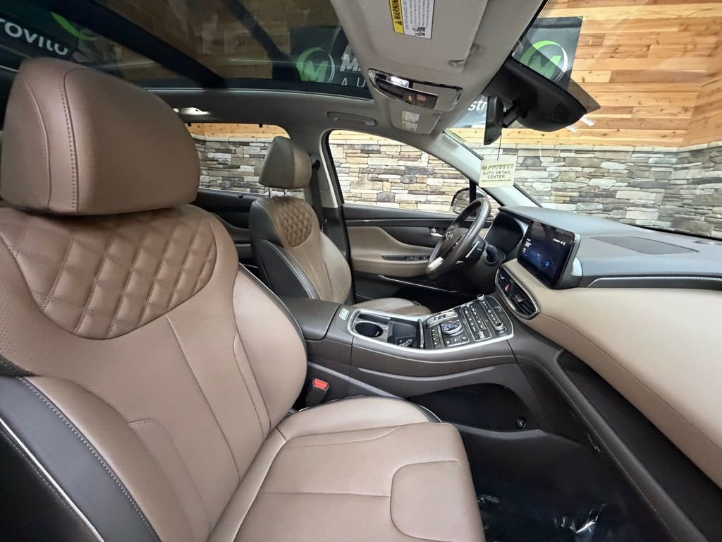 Used 2023 Hyundai Santa Fe Limited image 15