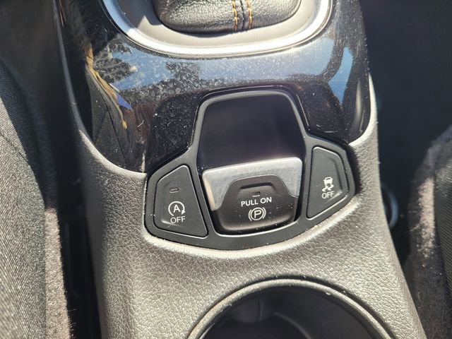 Used 2019 Jeep Compass Limited image 23