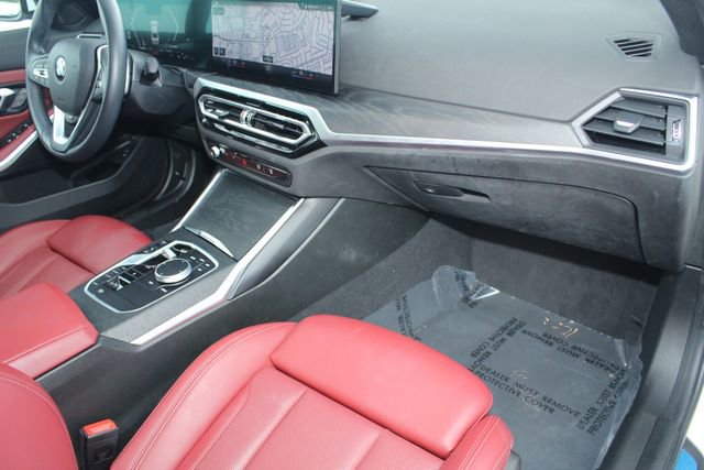 Certified 2023 BMW 330i xDrive Sedan w/ Convenience Package image 27