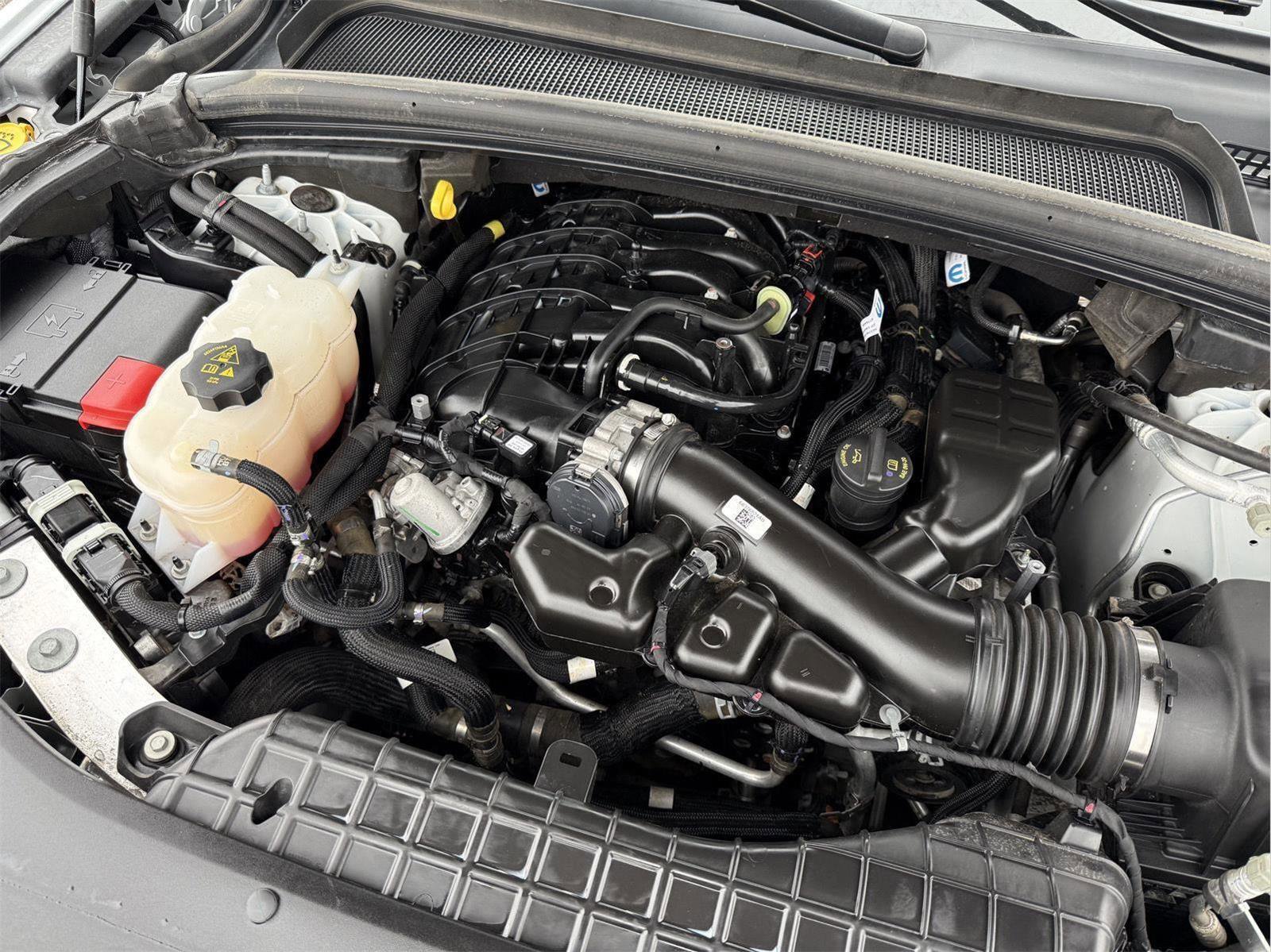 Used 2023 Jeep Grand Cherokee L Limited w/ Trailer Tow Group (B) image 29