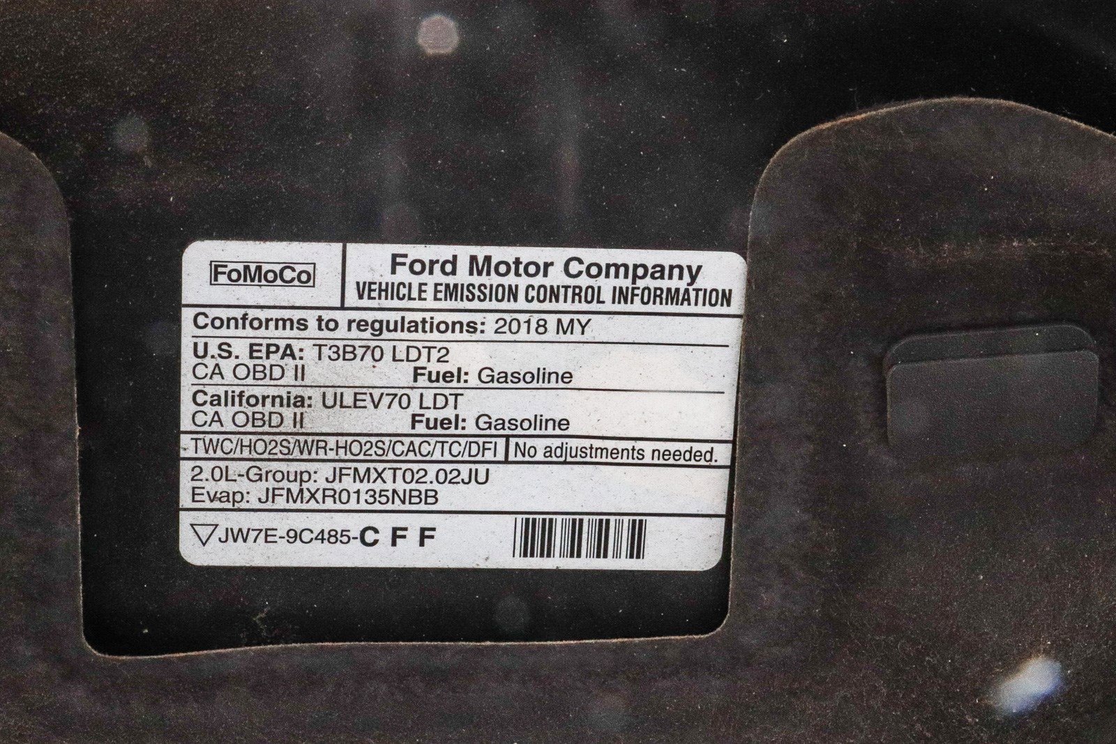 Used 2018 Ford Edge Titanium w/ Equipment Group 301A AWD/4WD image 29