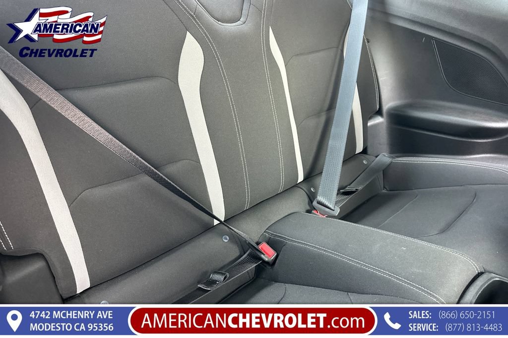 Used 2021 Chevrolet Camaro LT RWD image 19