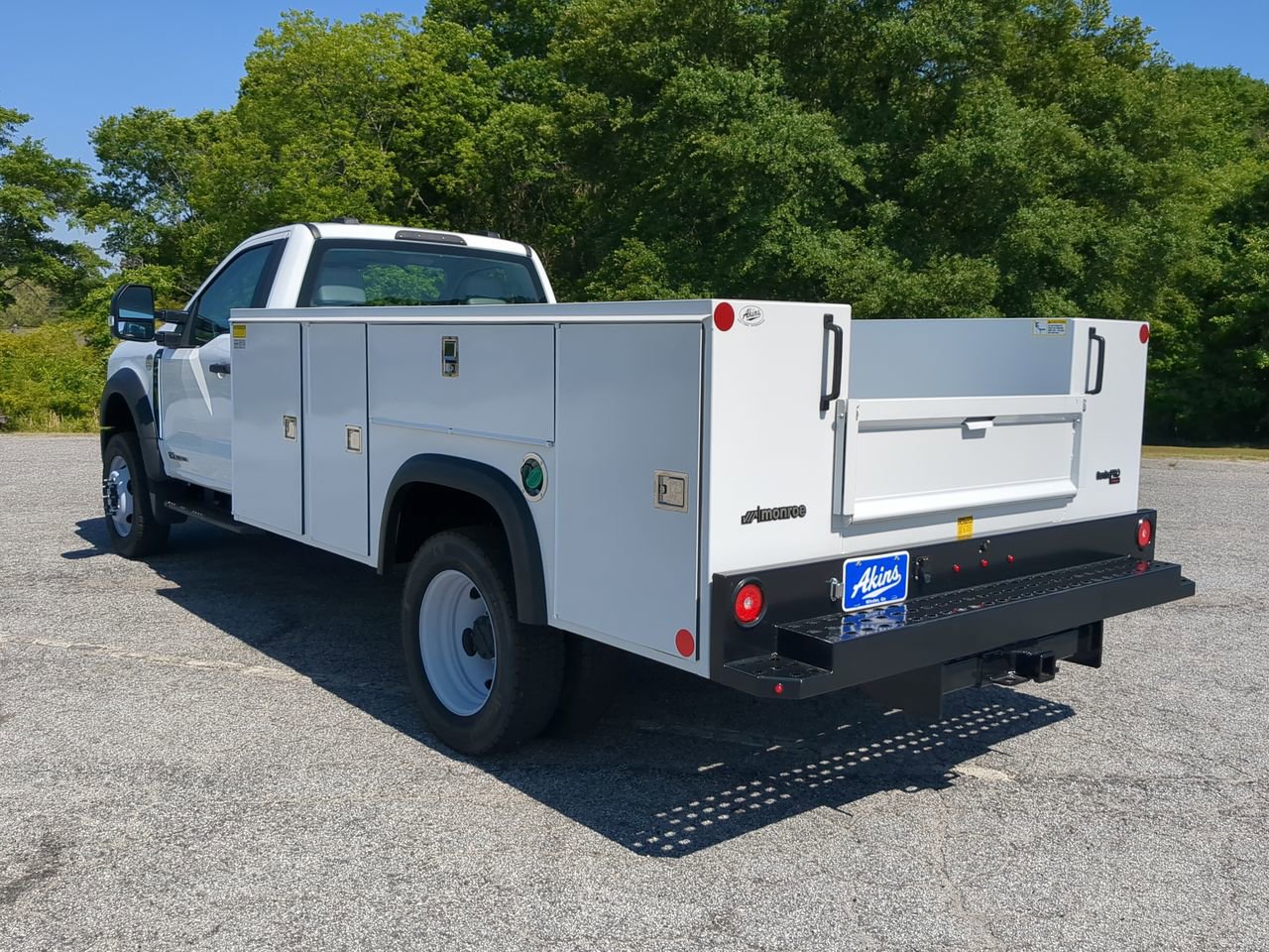 New 2025 Ford F450 XL w/ XL Chrome Package AWD/4WD image 5