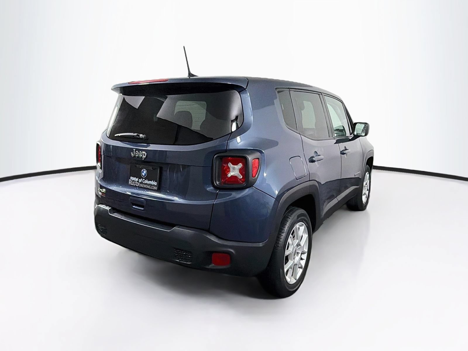 Used 2023 Jeep Renegade Latitude AWD/4WD image 7