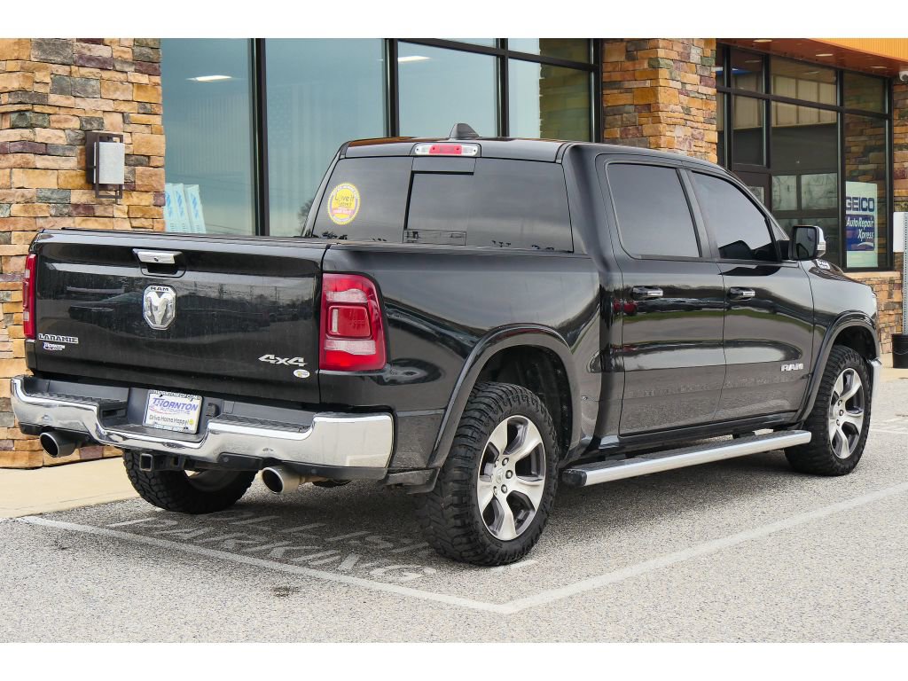 Used 2019 RAM 1500 Laramie AWD/4WD image 3