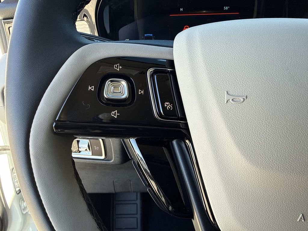 New 2026 Lincoln Corsair Premiere image 28