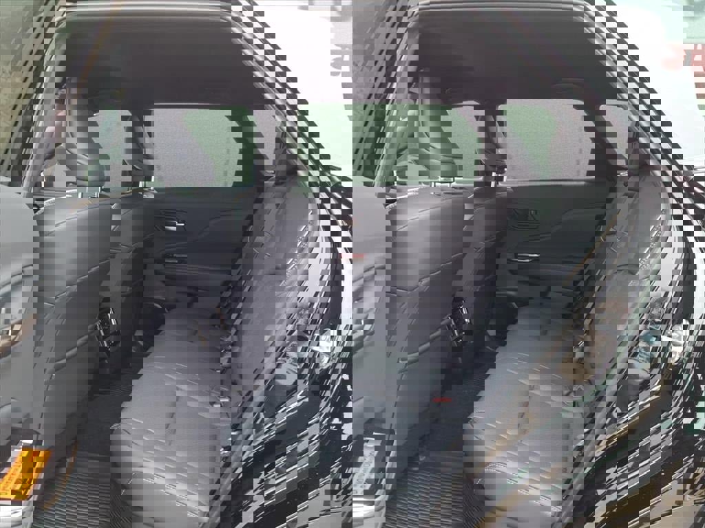 New 2025 Toyota Crown Signia XLE image 11