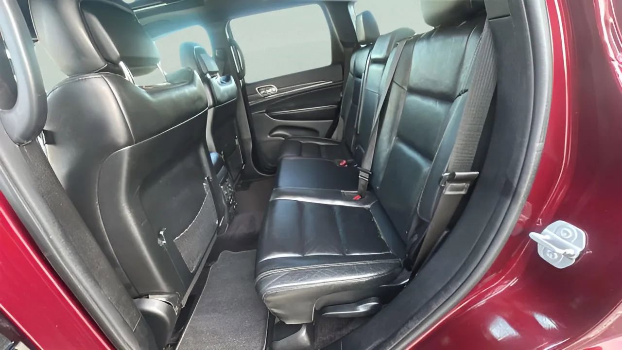 Used 2017 Jeep Grand Cherokee Limited AWD/4WD image 26