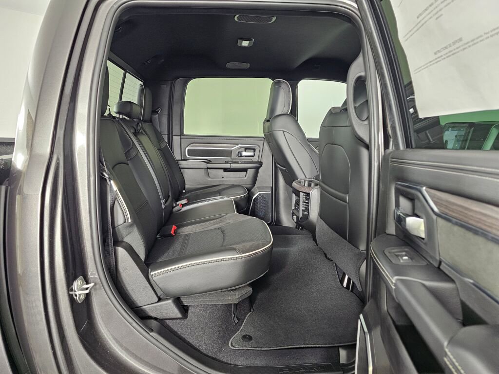 New 2026 RAM 2500 Laramie w/ Night Edition AWD/4WD image 36