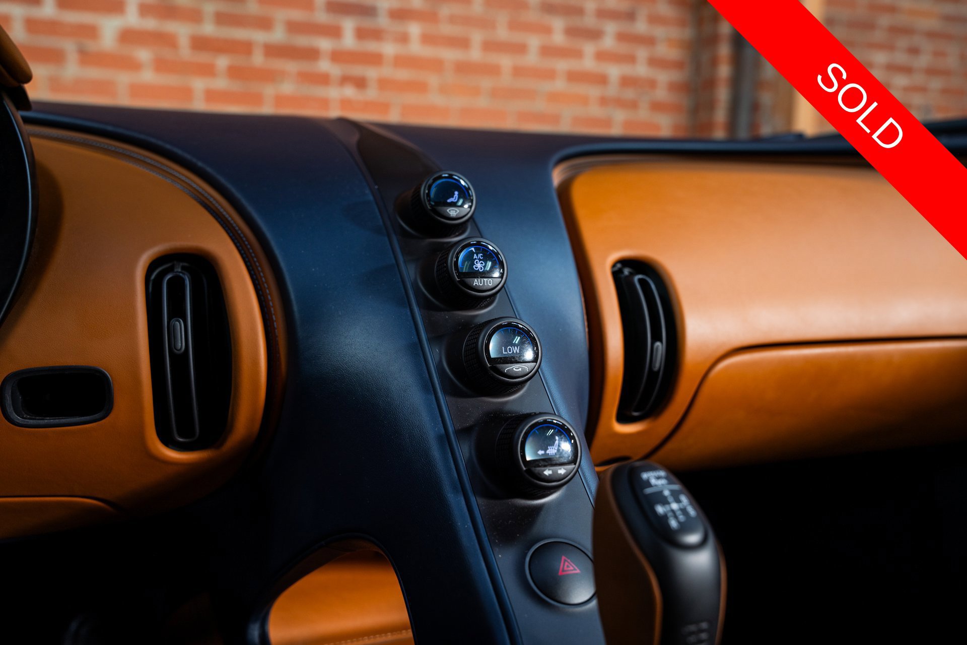 Used 2023 Bugatti Chiron AWD/4WD image 22