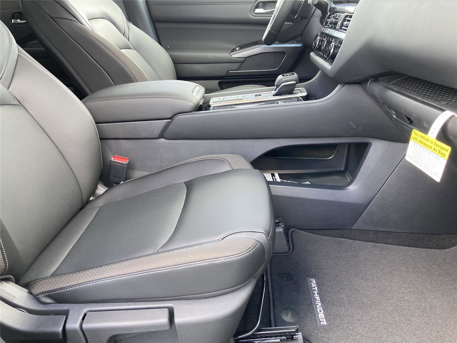 New 2026 Nissan Pathfinder SL image 34