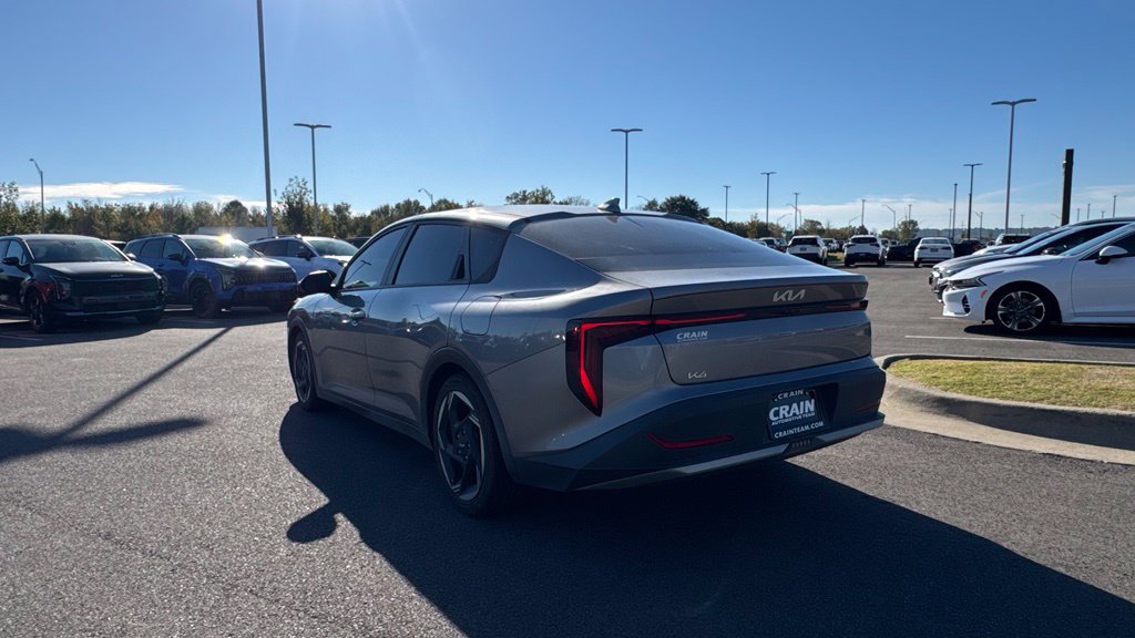 Certified 2025 Kia K4 GT-Line Turbo FWD image 5