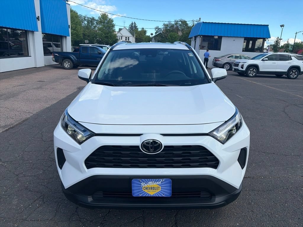 Used 2024 Toyota RAV4 XLE w/ Convenience Package AWD/4WD image 2