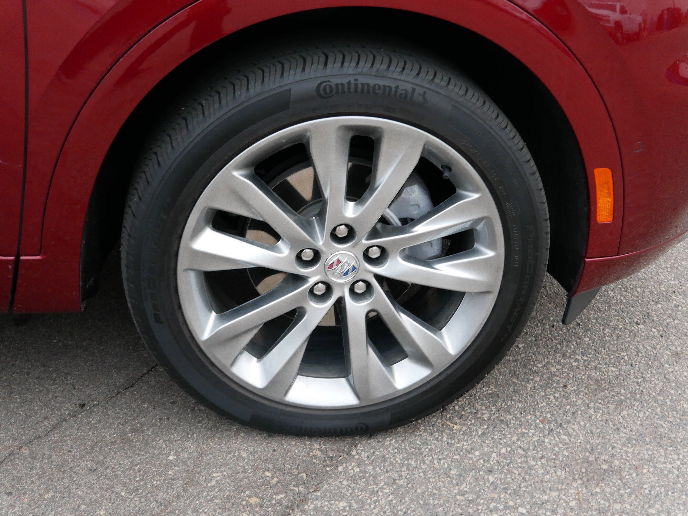 Used 2023 Buick Envision Avenir image 15