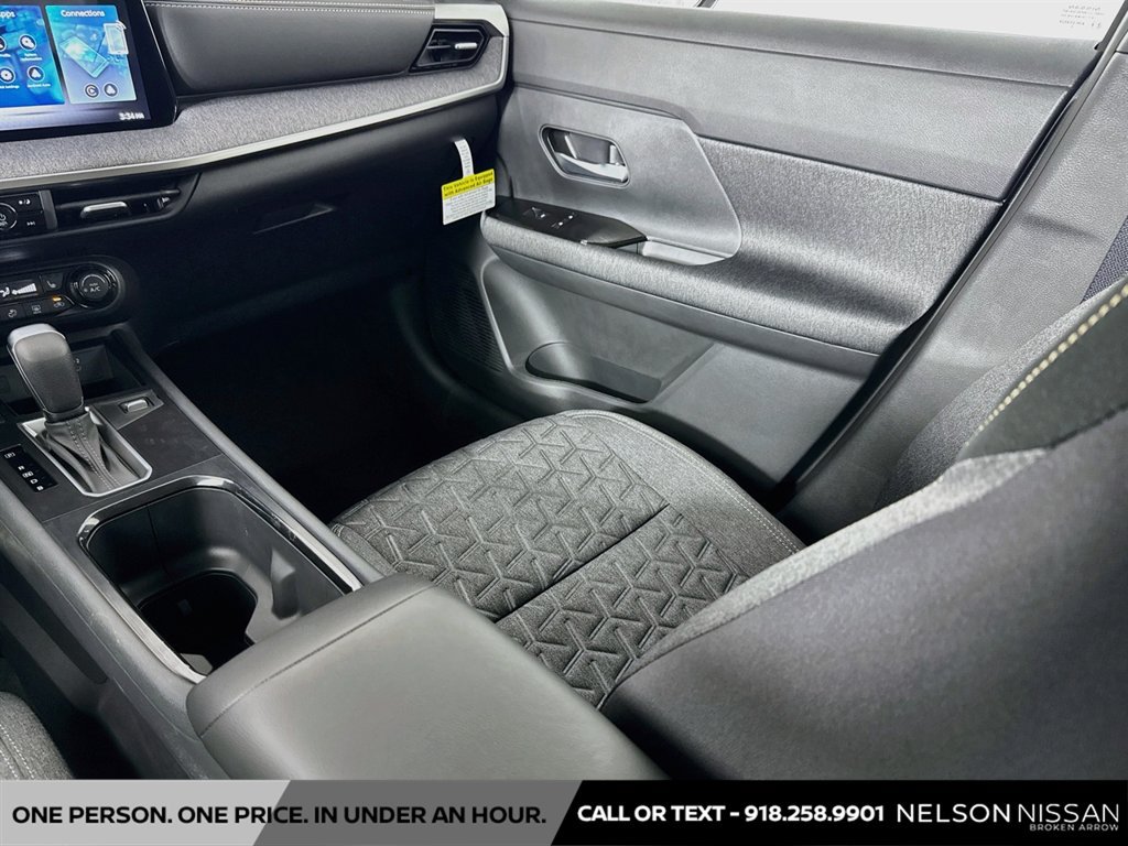 New 2027 Nissan Kicks SV w/ Cold Weather Package FWD image 22