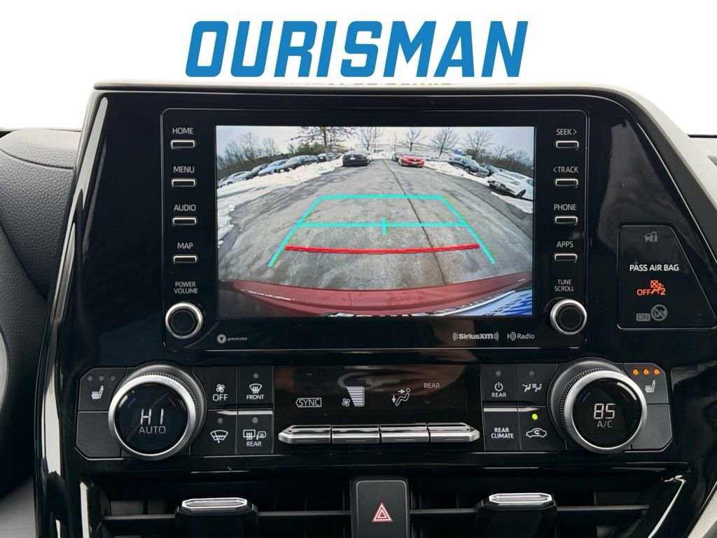 Used 2021 Toyota Highlander XLE image 21