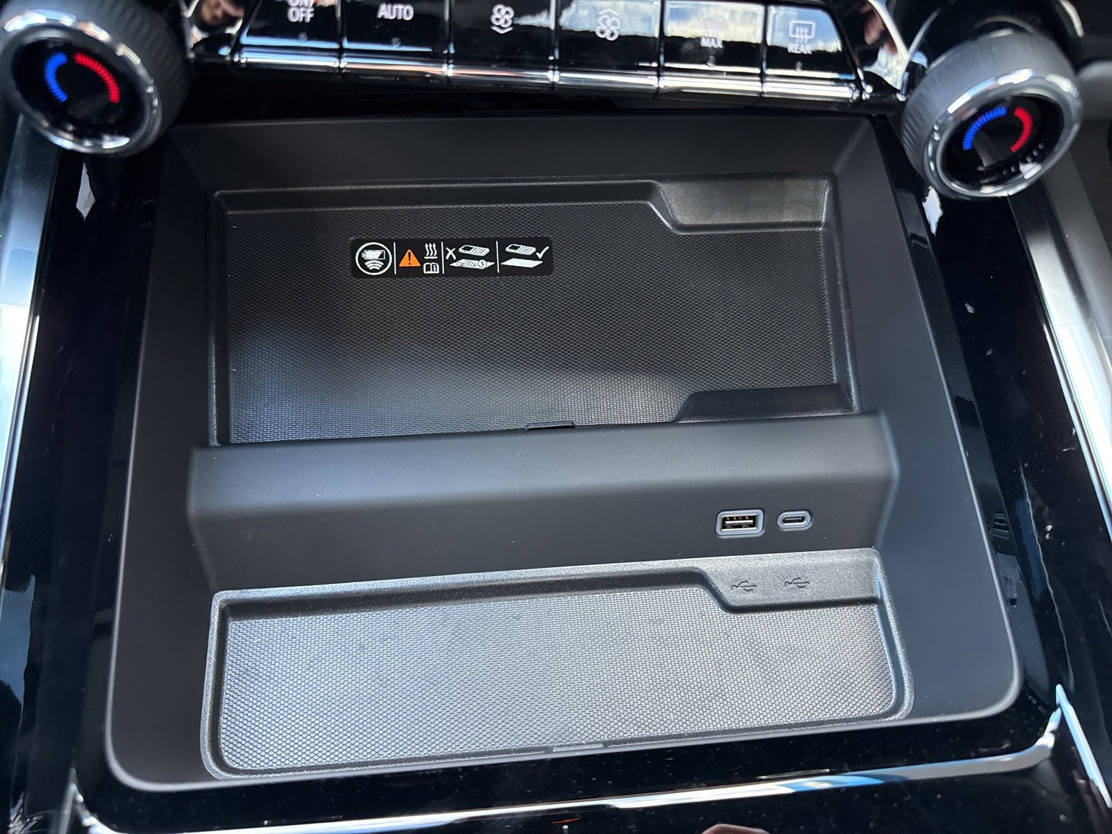 New 2025 Chevrolet Tahoe High Country image 28