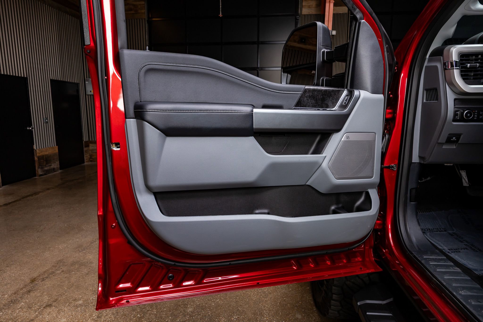 Used 2026 Ford F250 XLT w/ XLT Premium Package image 36