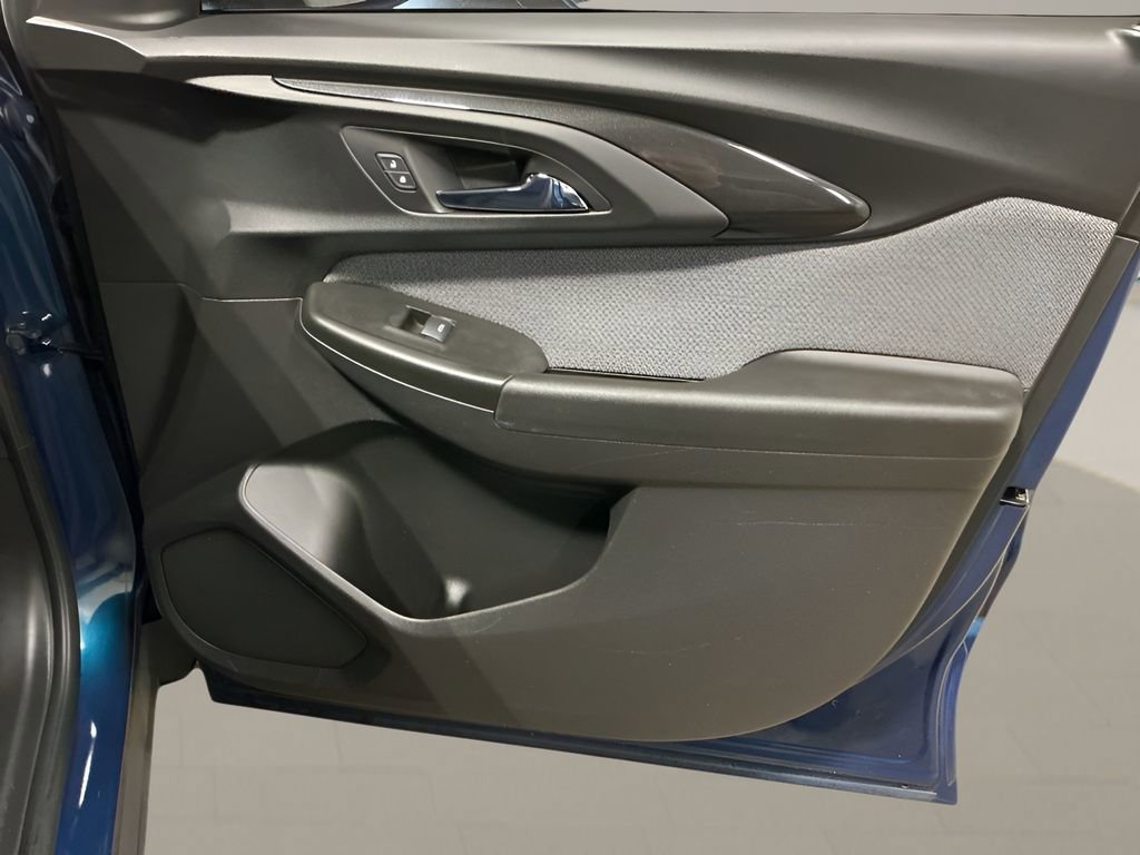 Used 2021 Chevrolet TrailBlazer LT w/ Premium Seating Package image 26