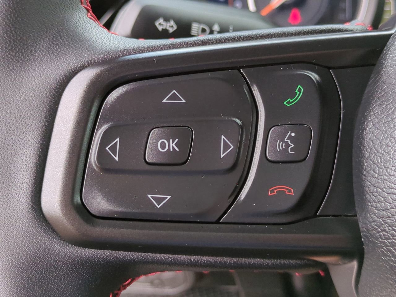 Used 2024 Jeep Wrangler Rubicon w/ Safety Group image 24