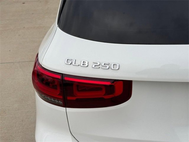 Certified 2022 Mercedes-Benz GLB 250 4MATIC image 10