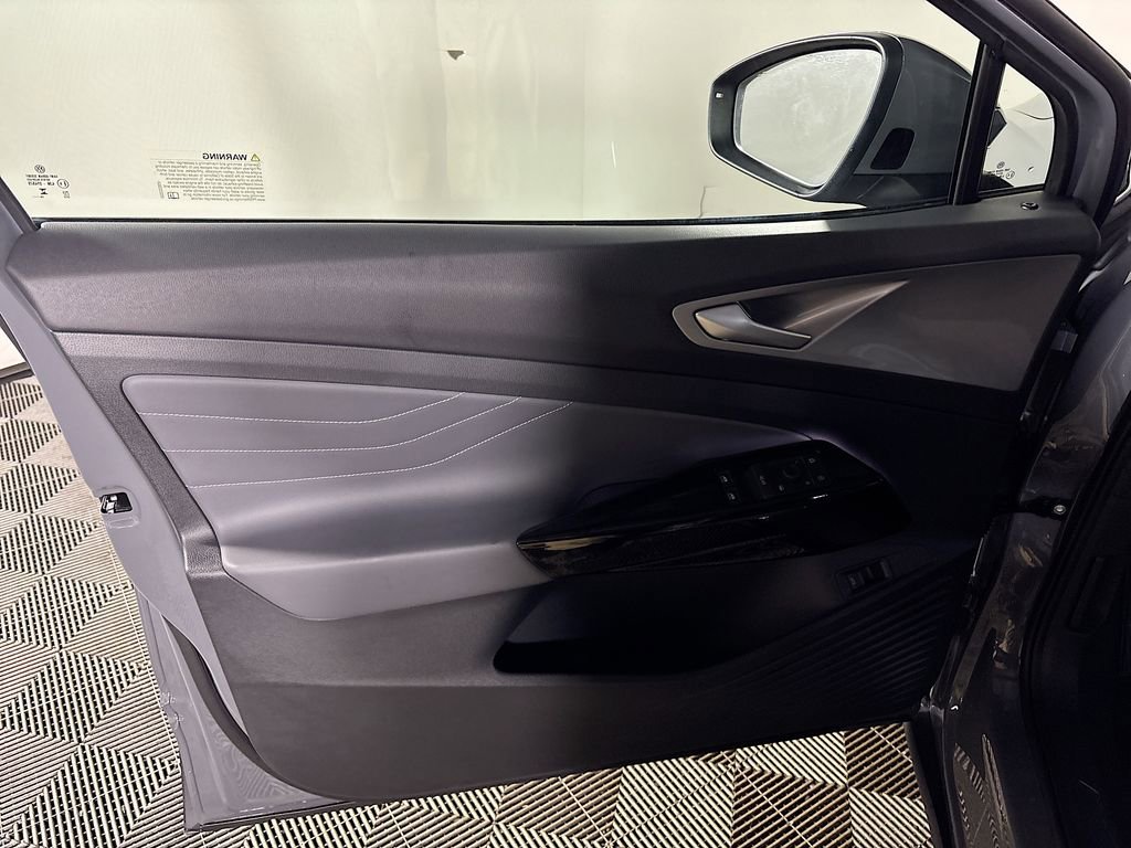 Certified 2024 Volkswagen ID.4 Pro S image 11