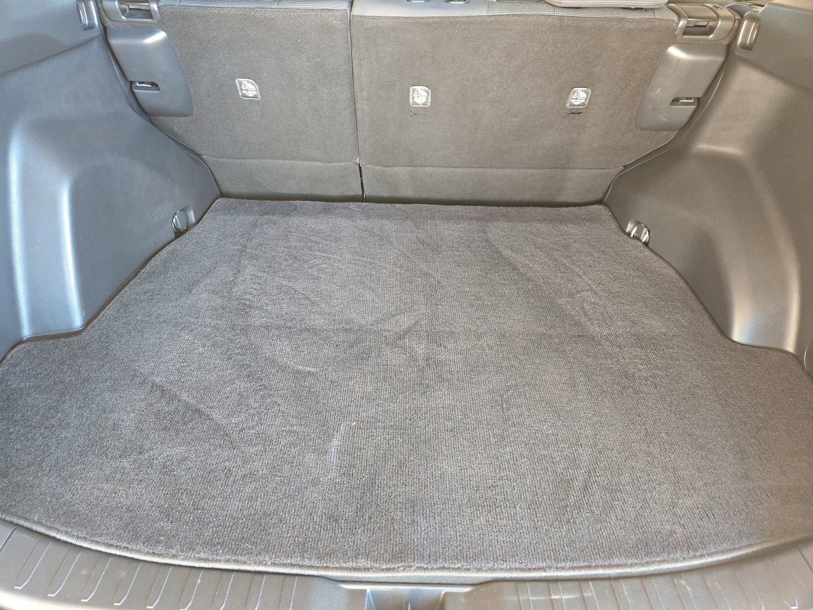 Used 2021 Toyota RAV4 LE image 26