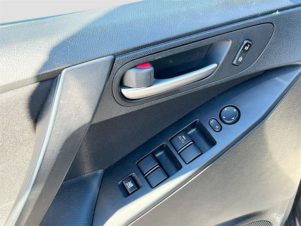 Used 2013 MAZDA MAZDA3 i Touring image 15