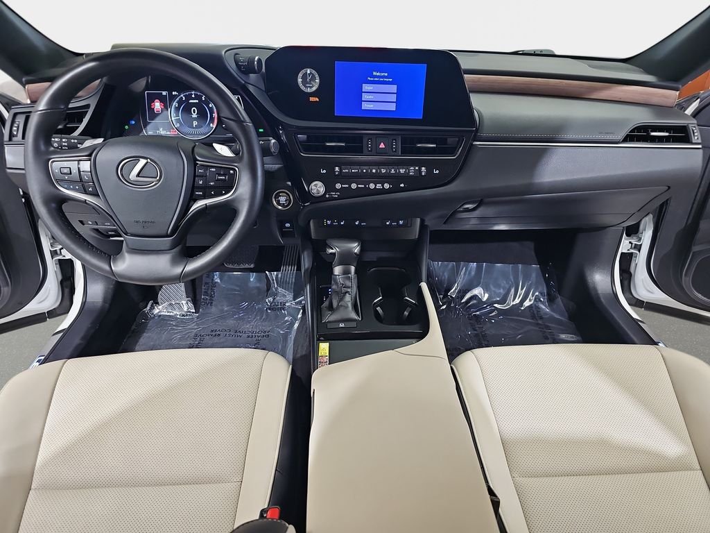 Certified 2024 Lexus ES 350 w/ Premium Package FWD image 9