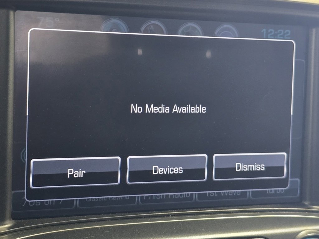 Used 2018 Chevrolet Silverado 1500 LT w/ All Star Edition image 4