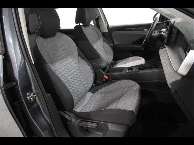 Certified 2025 Volkswagen Tiguan S AWD/4WD image 16