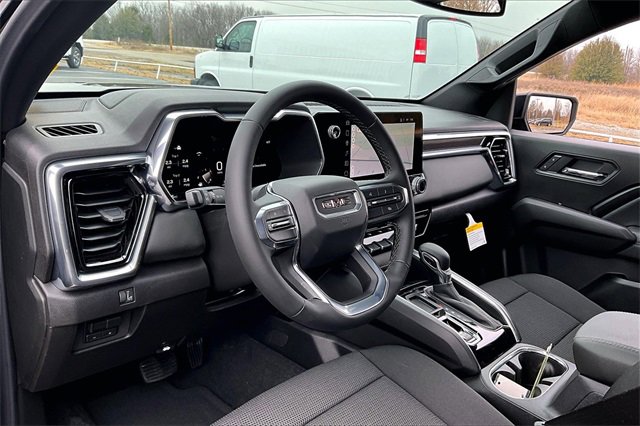 New 2026 GMC Canyon Elevation w/ Convenience Package image 6