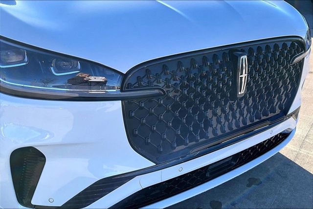 Used 2025 Lincoln Aviator Black Label w/ Black Label Special Edition AWD/4WD image 32