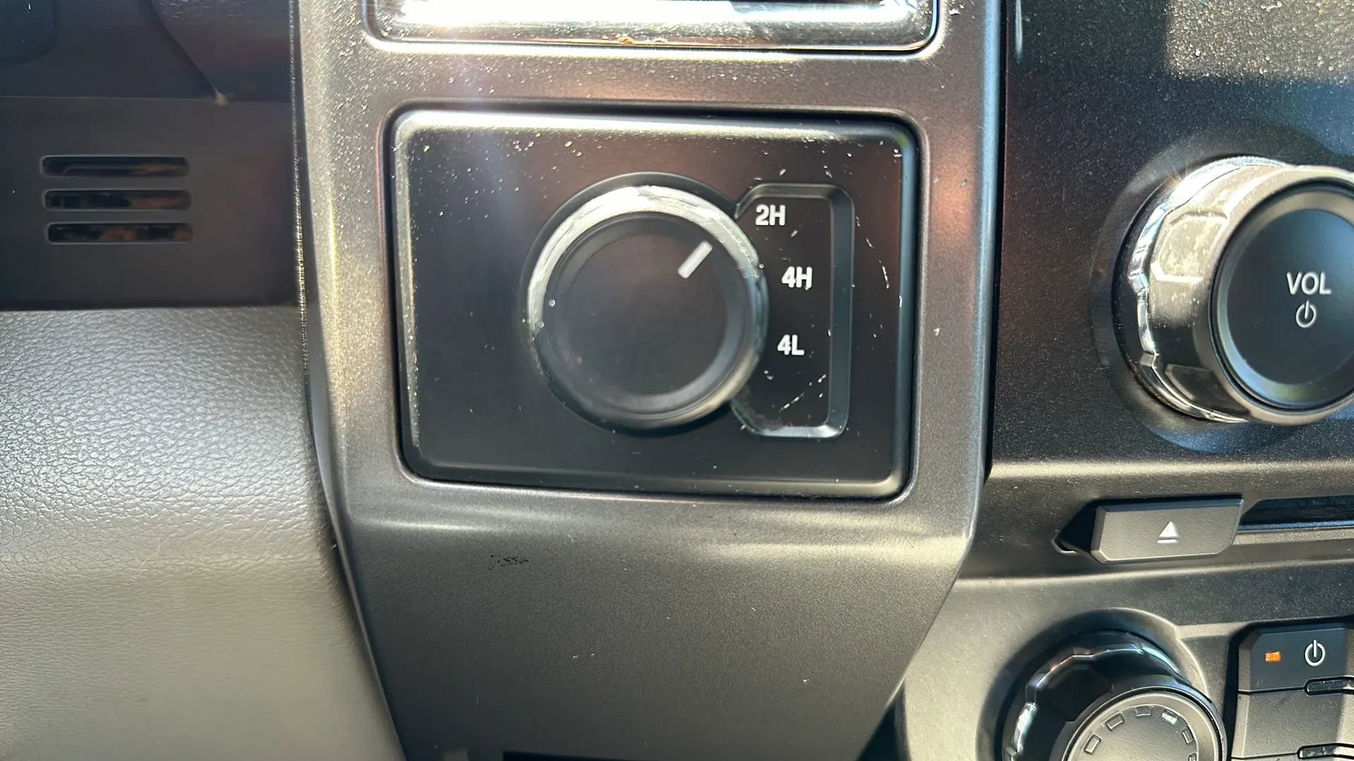 Used 2017 Ford F150 XLT image 15