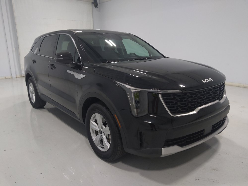 Used 2024 Kia Sorento LX FWD image 13