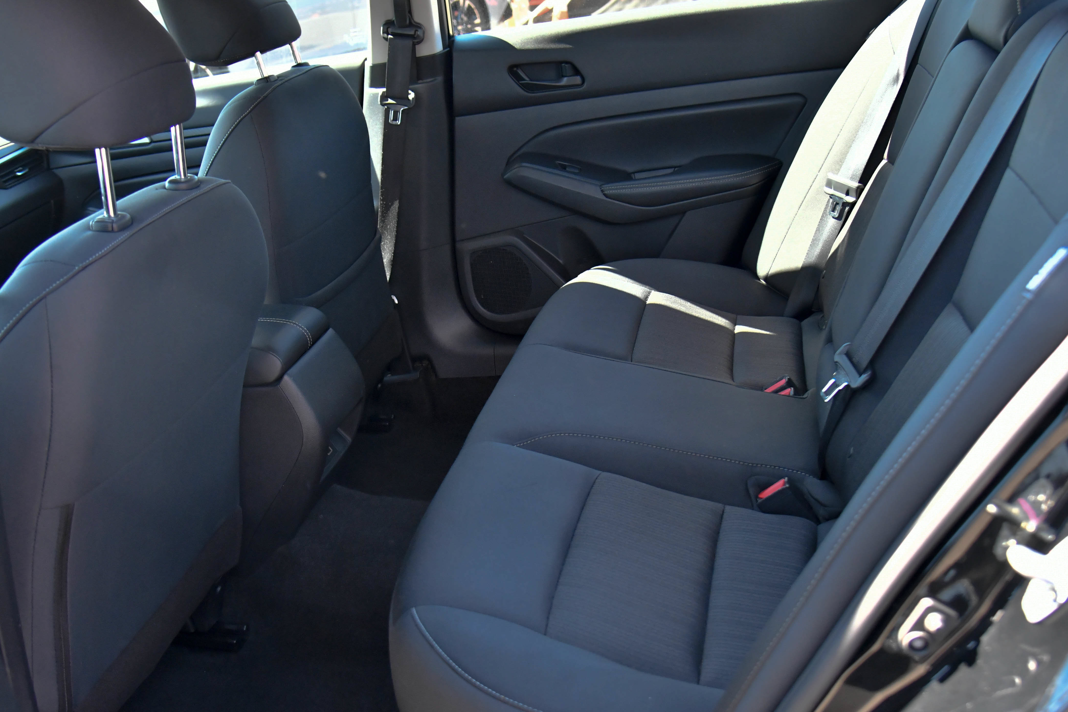 Used 2024 Nissan Altima 2.5 SV FWD image 31