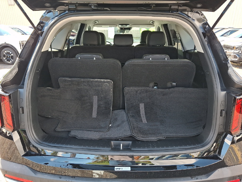 Certified 2024 Kia Sorento S AWD/4WD image 31
