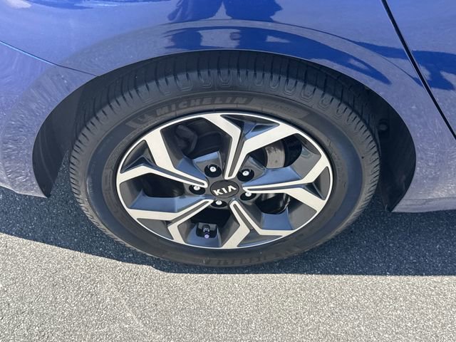 Used 2020 Kia Forte LXS FWD image 17