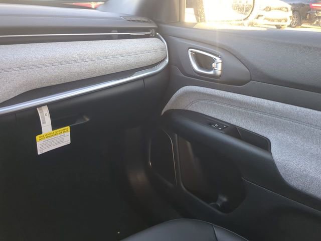 New 2026 Jeep Compass Latitude image 7