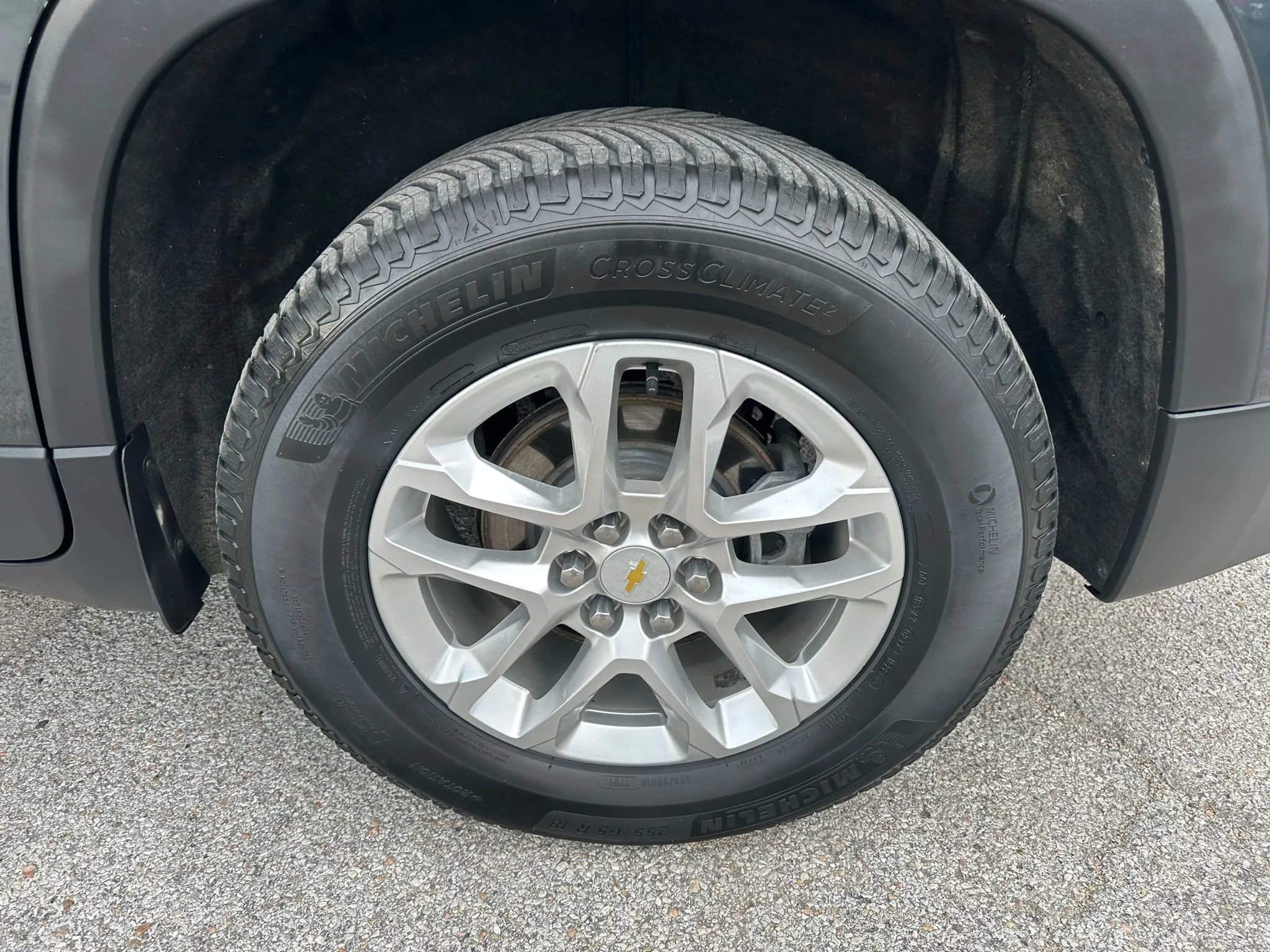 Used 2020 Chevrolet Traverse LT image 26