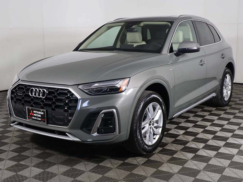 Used 2023 Audi Q5 2.0T Premium w/ Convenience Package AWD/4WD image 9